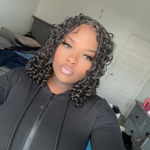 Meet your Posher, Jaida